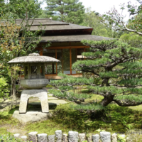 Kenrokuen Garden, Shiguretei Tea House