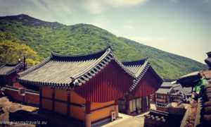 Busan świątynia Beomeosa Temple