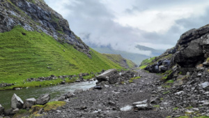 Saksun – River, Lagoon, and Black Beach