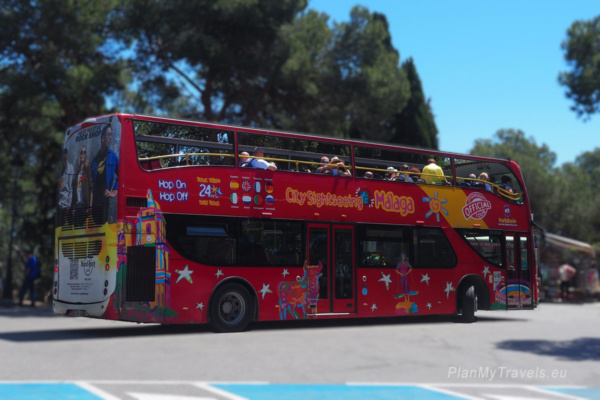 Autobus turystyczny Hop On Hop Off w Maladze